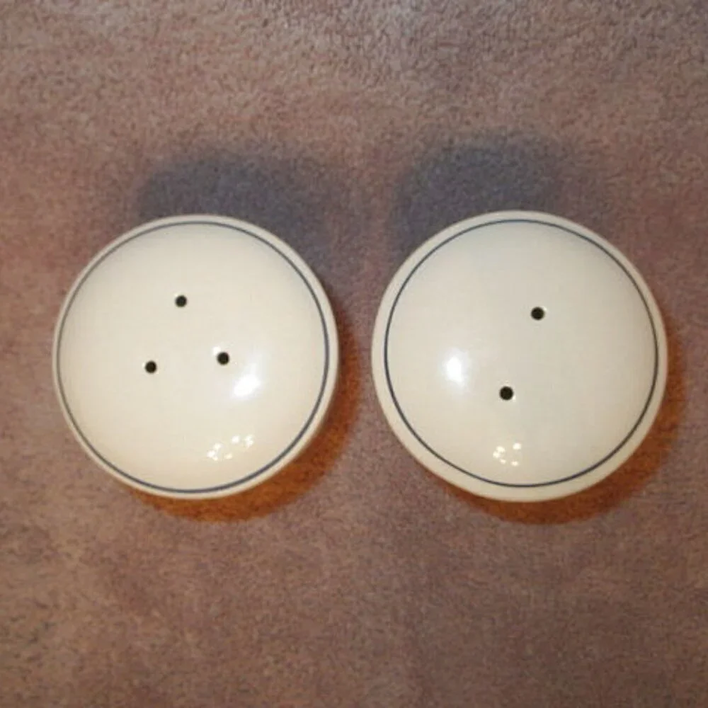 Vtg Sunflower Salt & Pepper Shakers 4